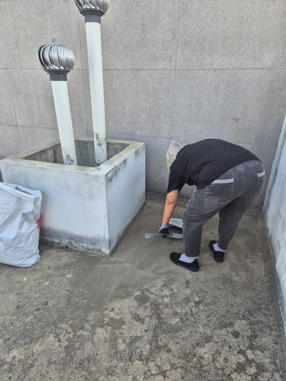 옥상 환풍기 교체 작업 사진 6